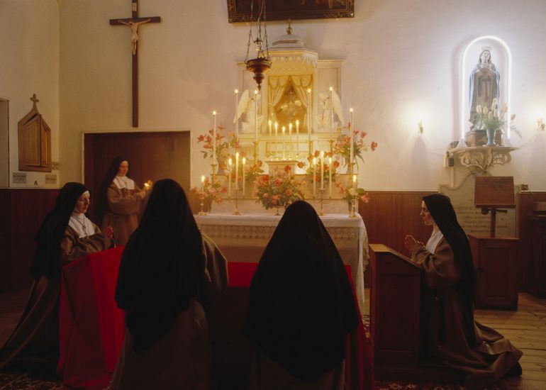 France_Provence Alpes Cote d azur_les Contemplatives_les 40 heures_1992