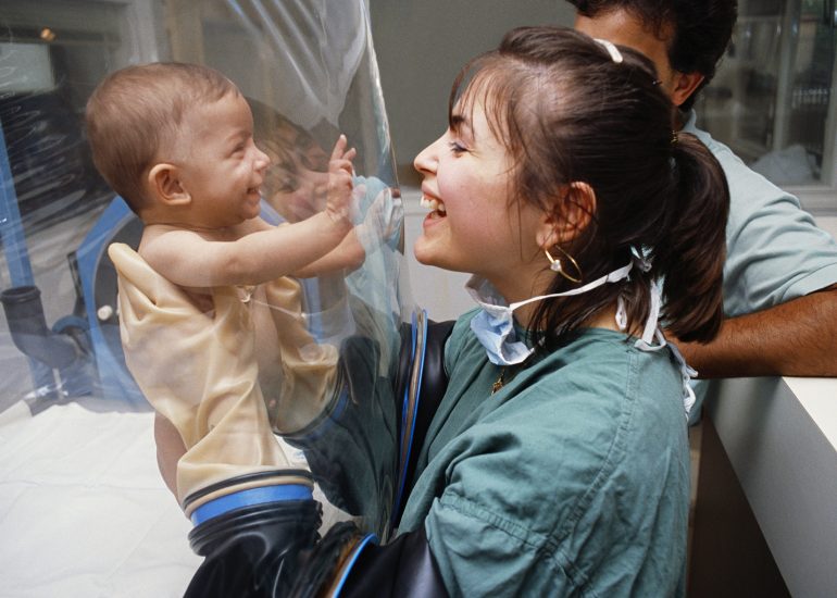 Paris_Hopital Necker_Bebes Bulles_1987