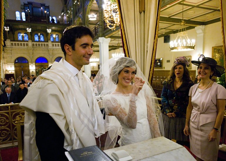 France_Paris_Synagogue des Tournelles_Celebration du mariage Sefarade de Sandra et David