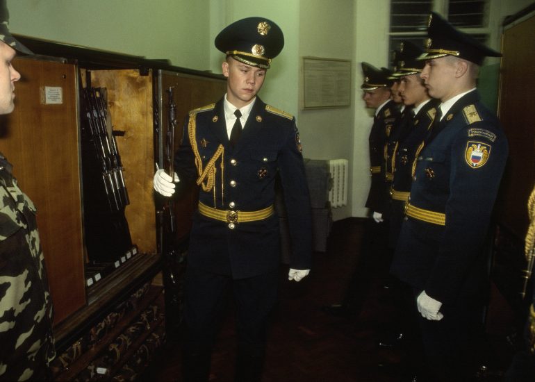 Olivier_Martel_Kremlin_Prises d'armes_couloirs de l'arsenal