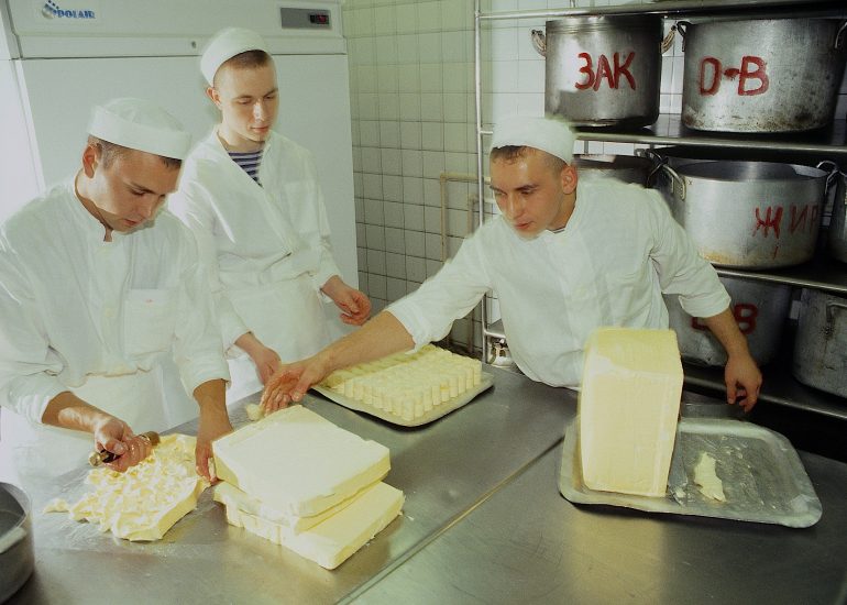 Olivier_Martel_MOSCOU_le regiment du Kremlin_Cuisines de la cantine