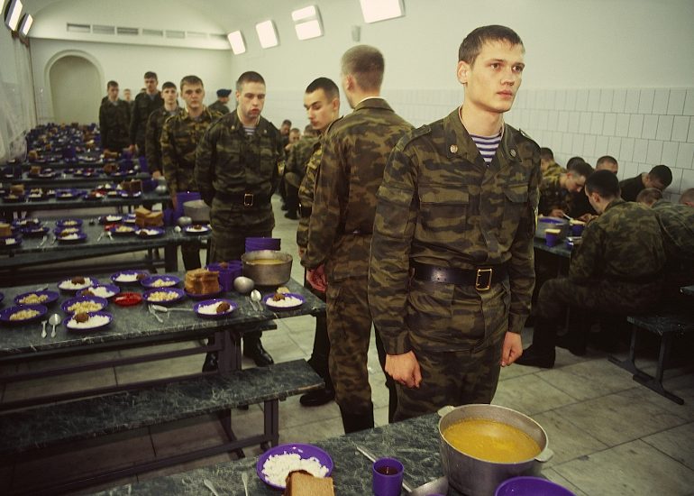 Olivier_Martel_MOSCOU_le regiment du Kremlin_la cantine