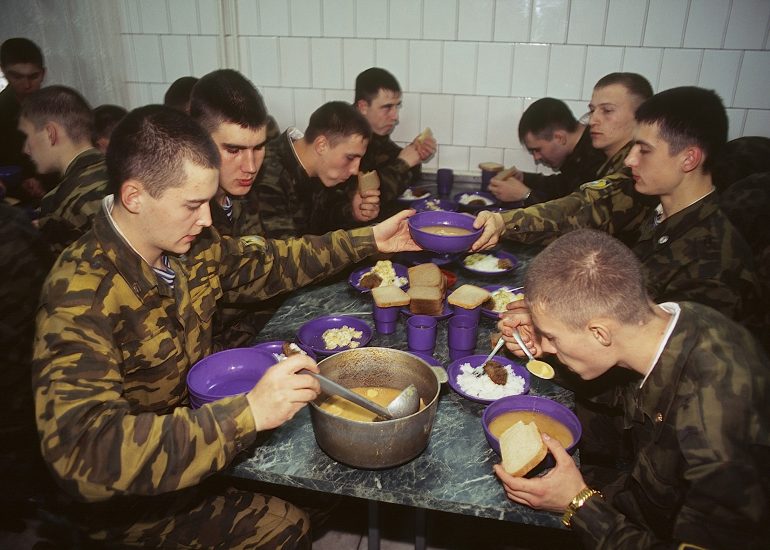 Olivier_Martel_MOSCOU_le regiment du Kremlin_la cantine