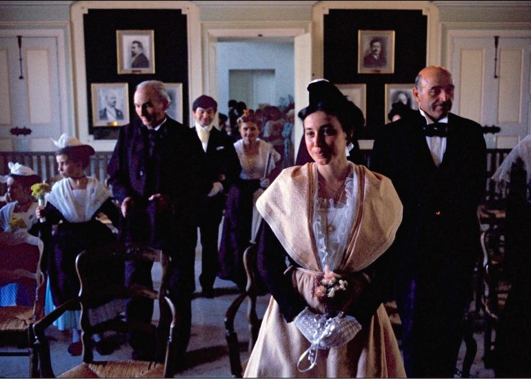 Olivier Martel - Provence - Camargue -Le pays d'Arles - Arlésienne