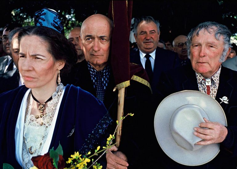 Olivier Martel - Provence - Camargue -Le pays d'Arles - Arlésienne