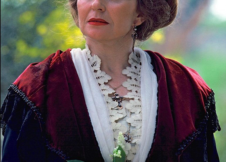 Olivier Martel - Provence - Camargue -Le pays d'Arles - Arlésienne