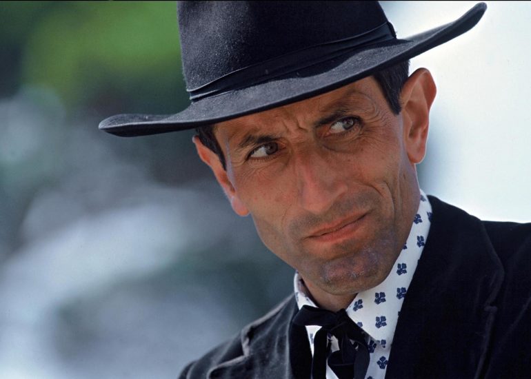 Olivier Martel - Provence - Portrait de Guardian