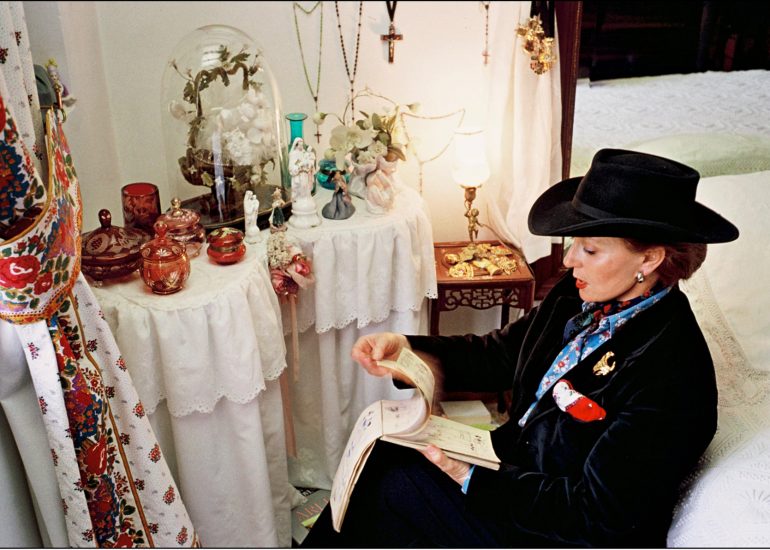 Olivier Martel - Manade Laurent - Annie Laurent at home, leafs through a sketchbook which belonged to her schoolmate Christian Lacroix who became a famous fashion designer