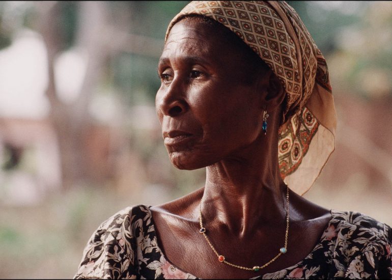 Côte d'Ivoire_In the village of Kangandissou, in Agni Morofoue territory, Anougba Akassi, a relative of the husband of initiate Aman Bla
