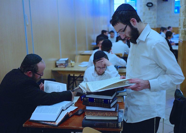 Brunoy_la Yechiva_la maison d'étude_Enseignement de la torah