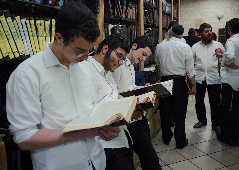 Brunoy_la Yechiva_la maison d'étude_Enseignement de la torah