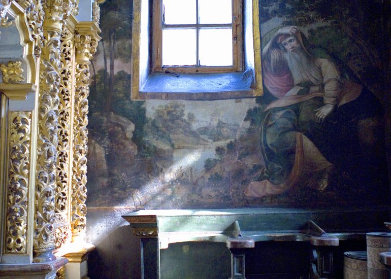 Ukraine-Kiev-Laure de Petchersk- Eglise de la Trinité sur le Porche-Construite en 1108 et remaniée par Pierre Le Grand au XVII siecle