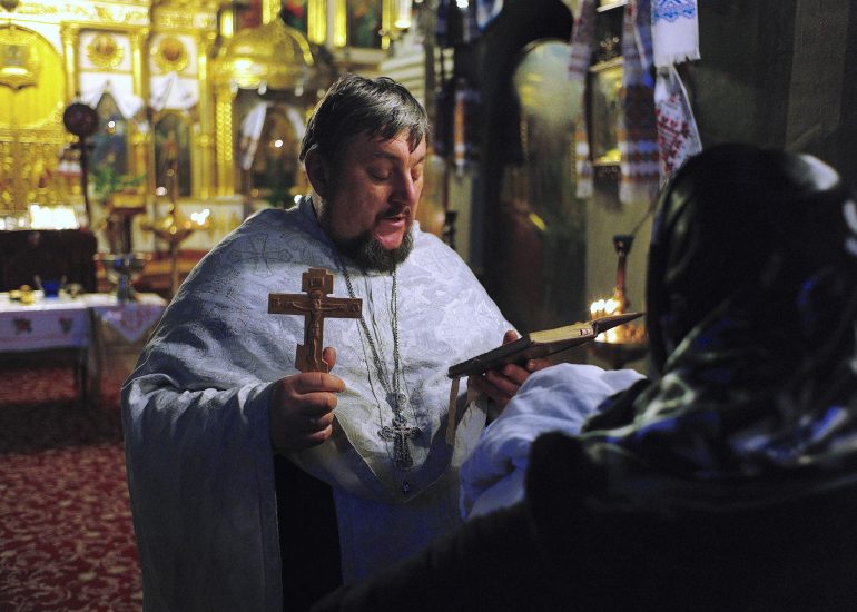 Quartier du Podil-Bapteme en l'église Saint Nicolas